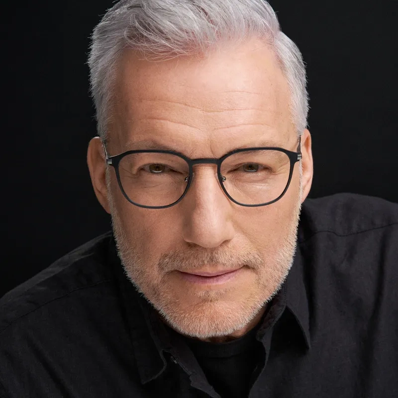 Herrmodell i F22-kollektionen